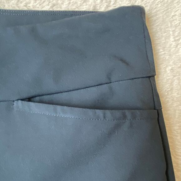 Tail Bermuda Golf Shorts Women Size 6 Navy Pull On Comfort Stretch‎ Pickleball - Picture 3 of 8